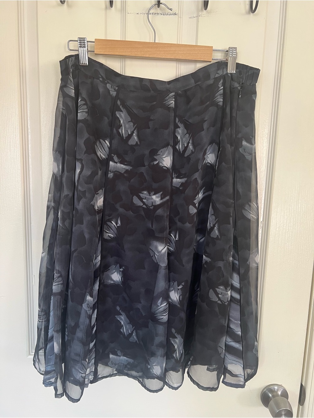 Coldwater Creek Black Gray Floral Silk Blend Midi Skirt PL 14/16 Boho Gothic